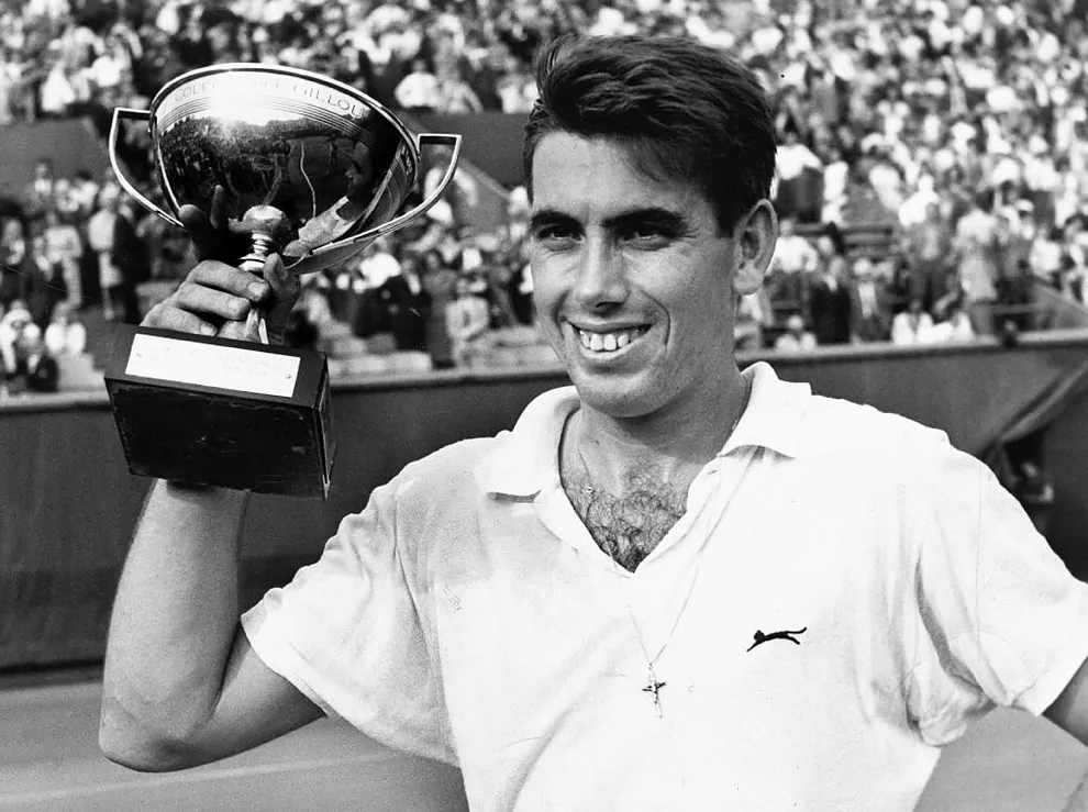 Manolo Santana, el adiós al tenista de la eterna sonrisa que cambió la historia del deporte español