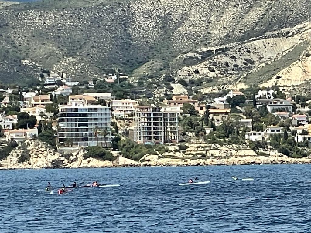 Judit Vergés logra doblete al ganar oro en K1 y K2, junto a Ana María Ojeda, en la III Copa de España de Kayak de Mar