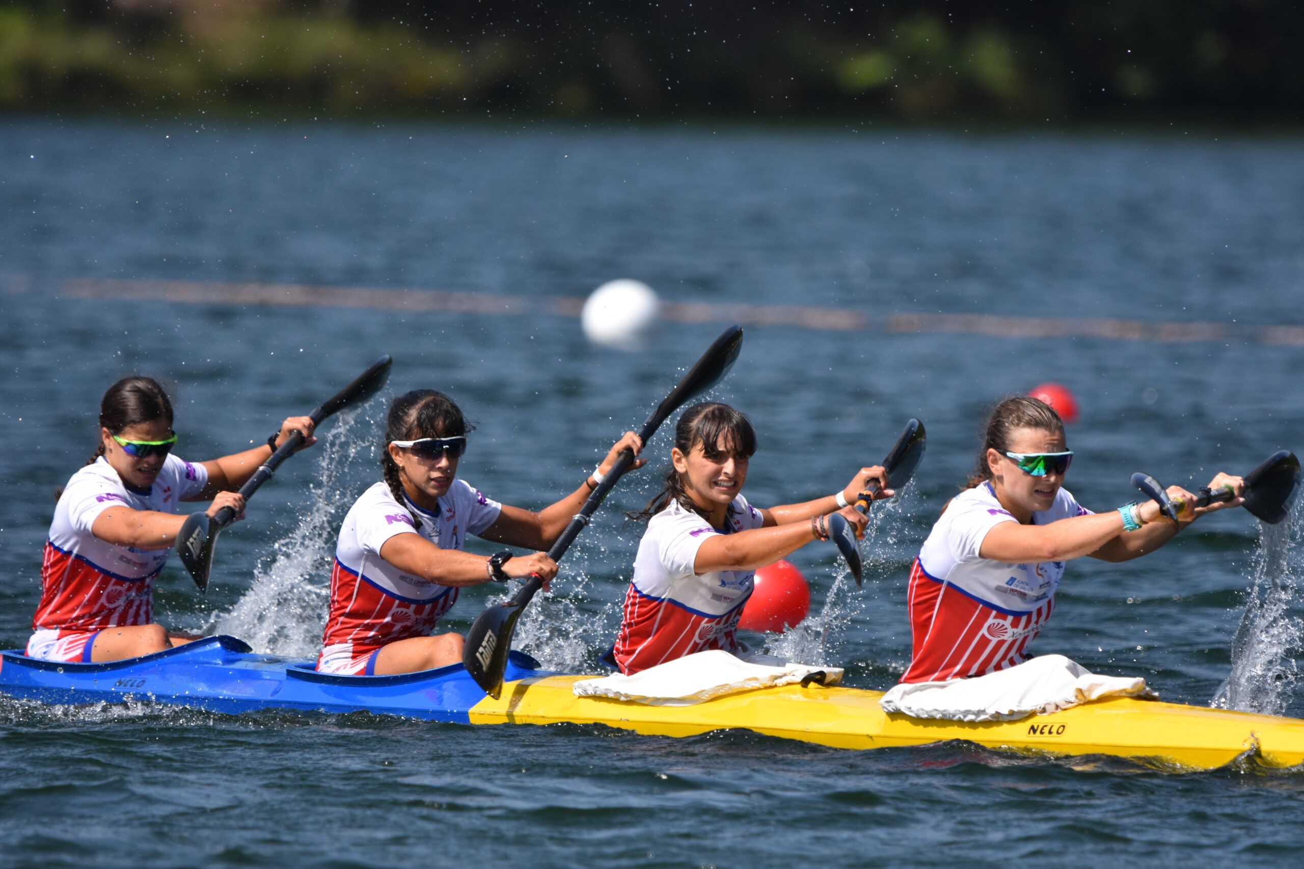 Vuelve al Lago de Sanabria la III edición del Campeonato de España de K4 y C4