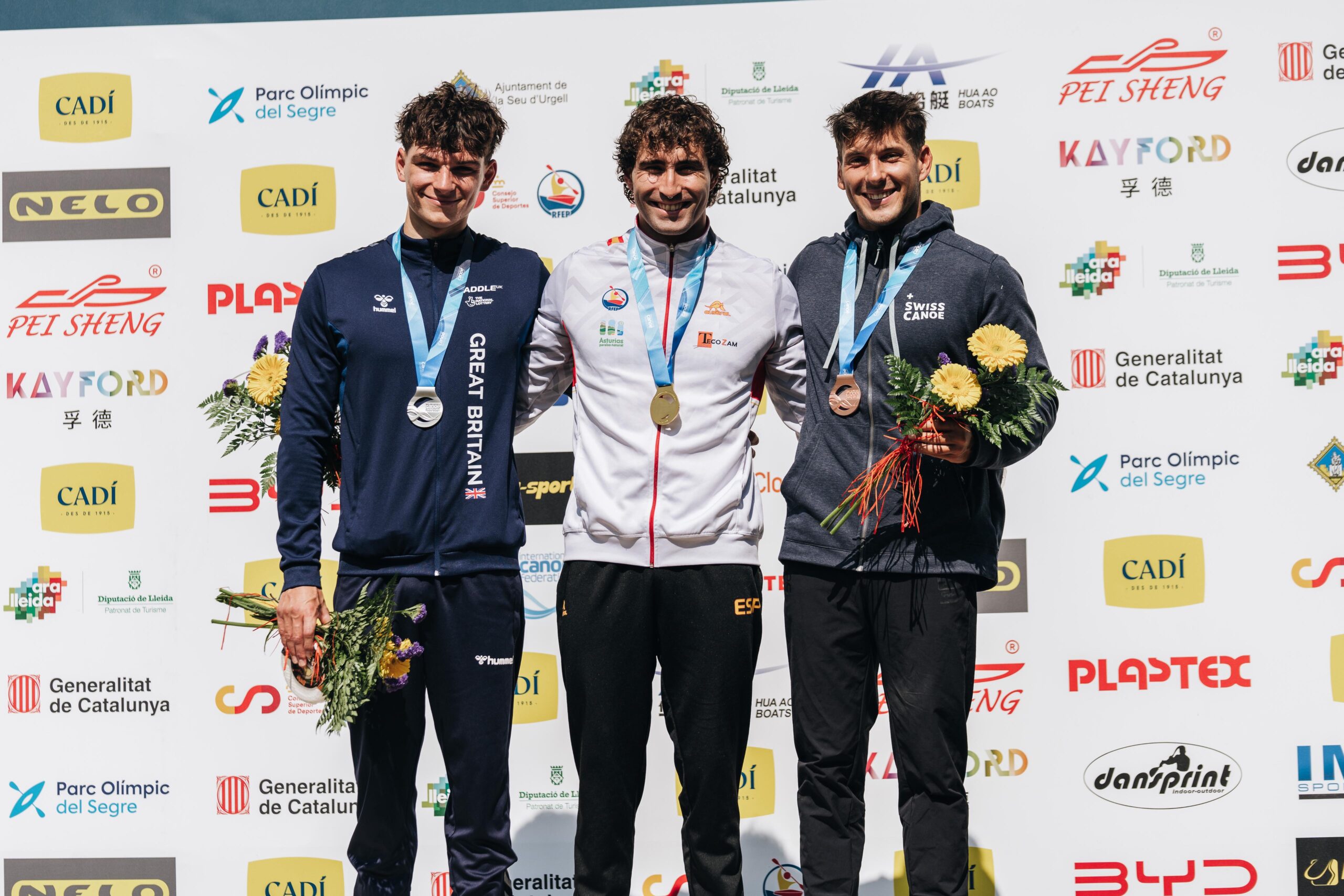 Manu Ochoa cierra un gran fin de semana para el Slalom español