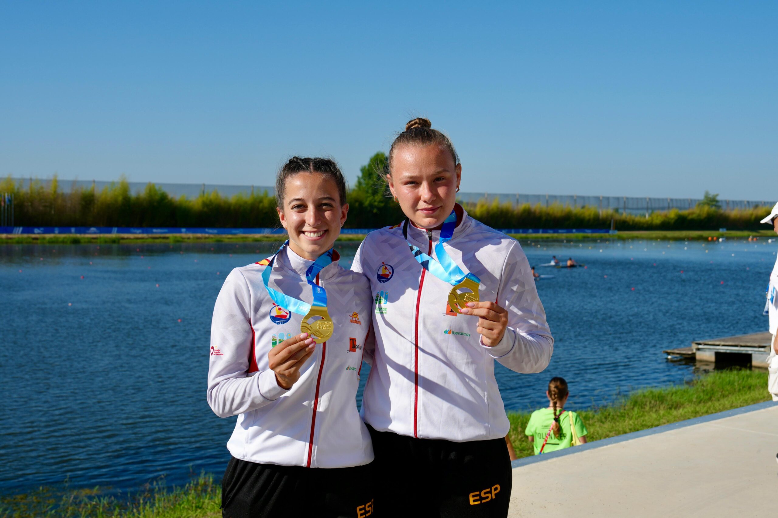 Àngels Moreno y Viktoriia Yarchevska se proclaman campeonas del Mundo en C2 500
