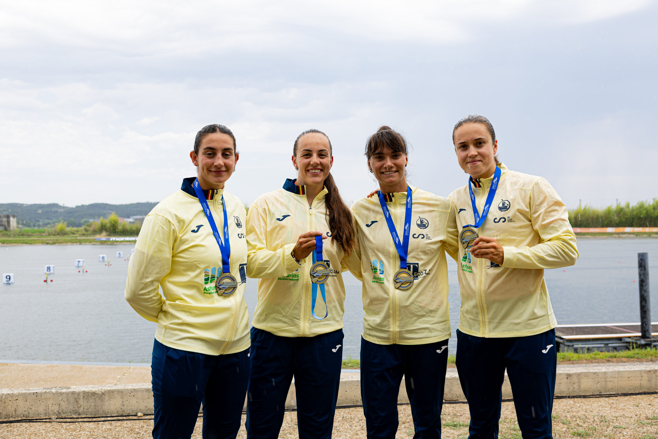 El K4 500 femenino gana y vuelve a hacer historia en el Europeo de Sprint