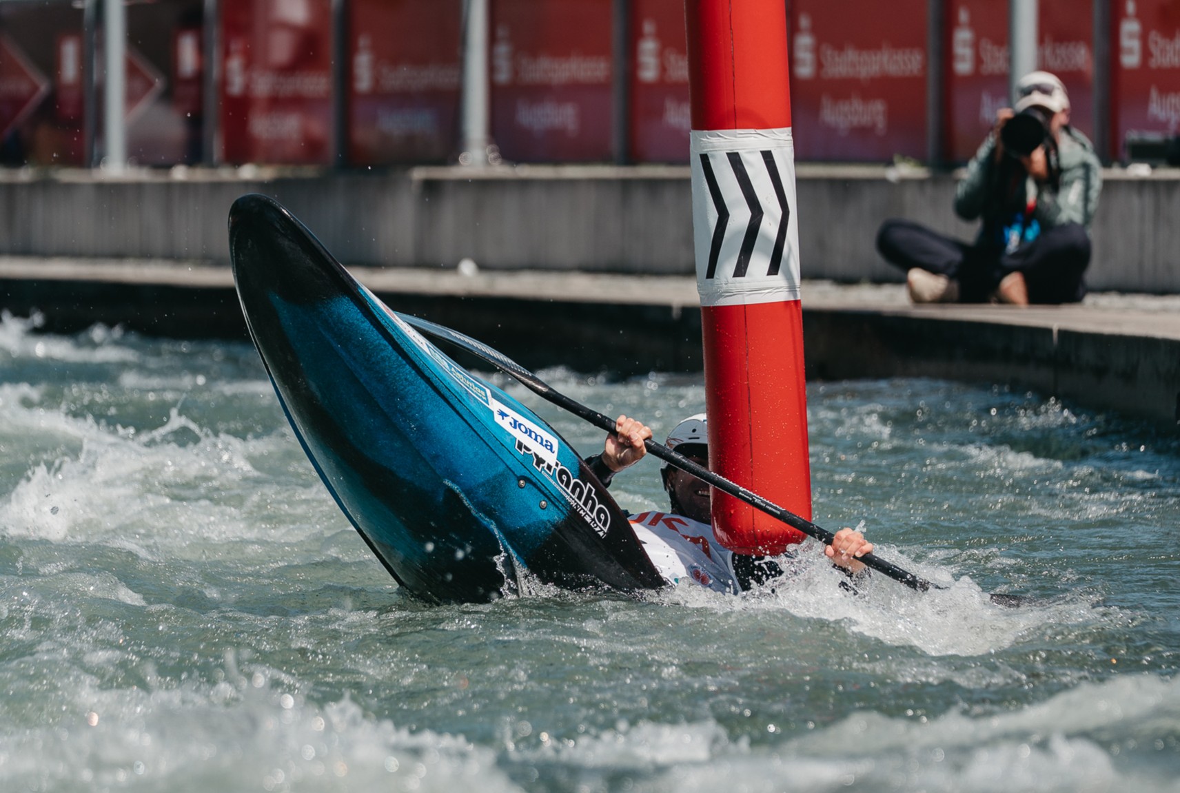 El Kayak Cross mundial habla español con las medallas de Ochoa y Llorente en Augsburgo