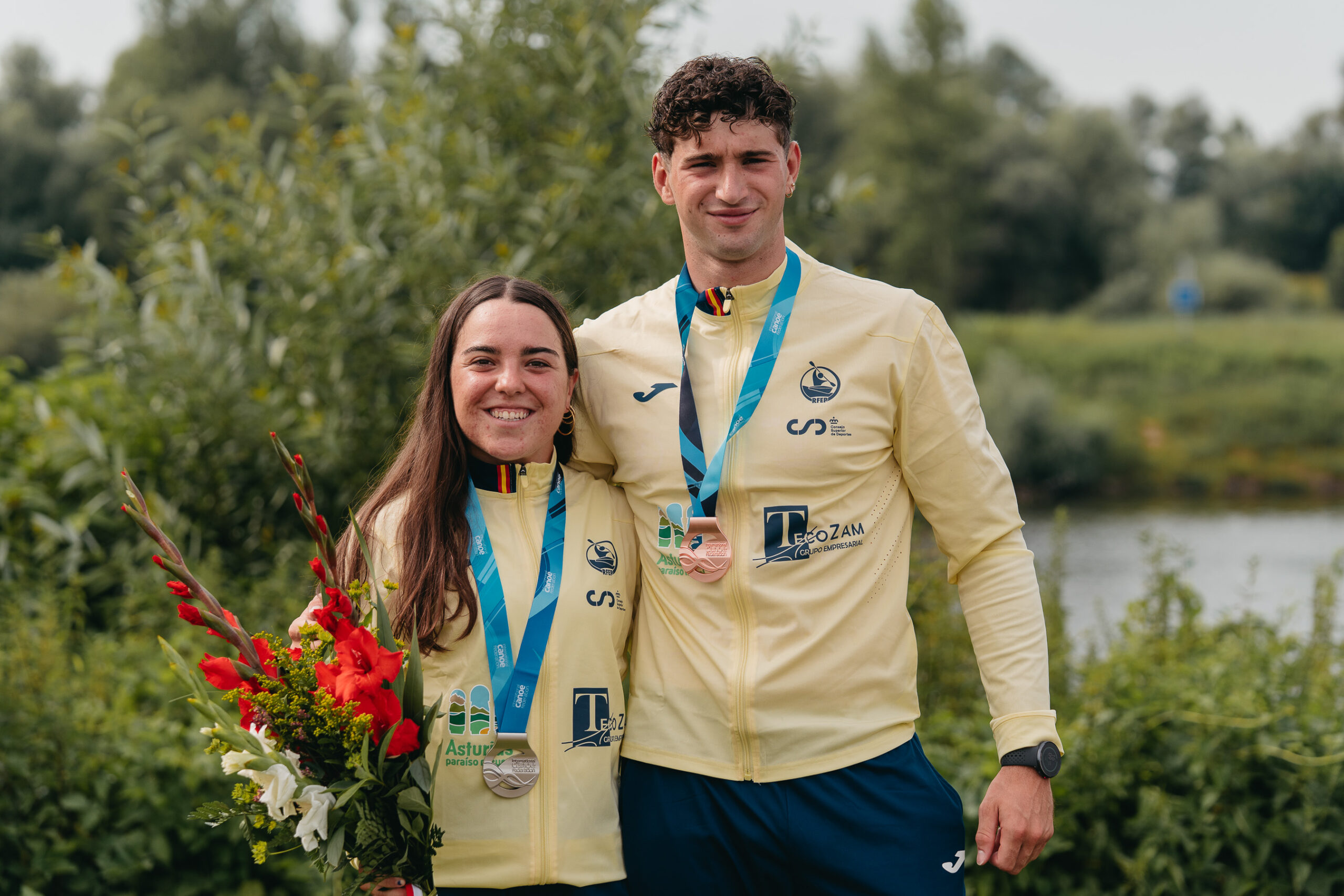Dos medallas para arrancar el mundial de Slalom de Cracovia
