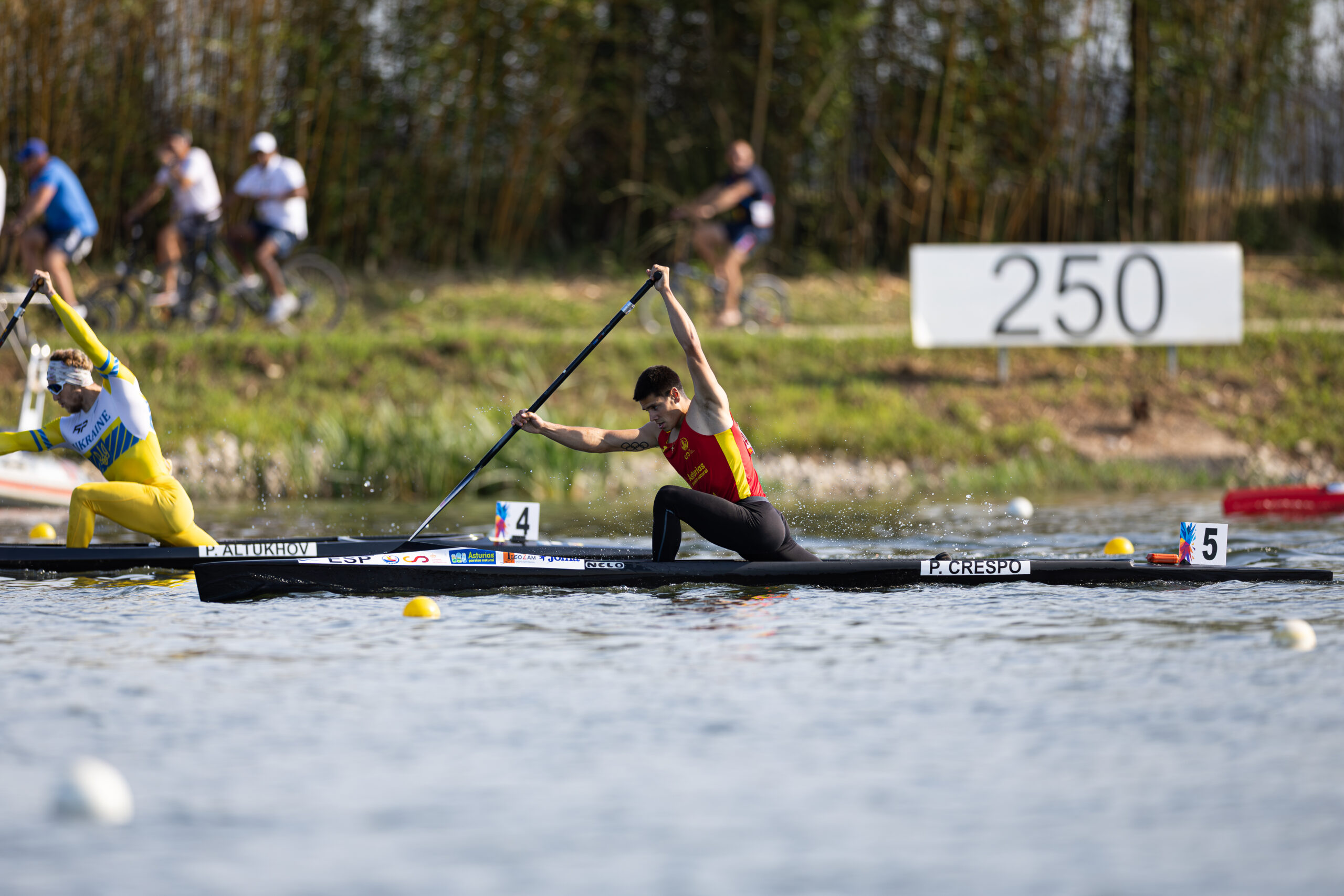 España no falla en un exigente debut en la III Copa del Mundo