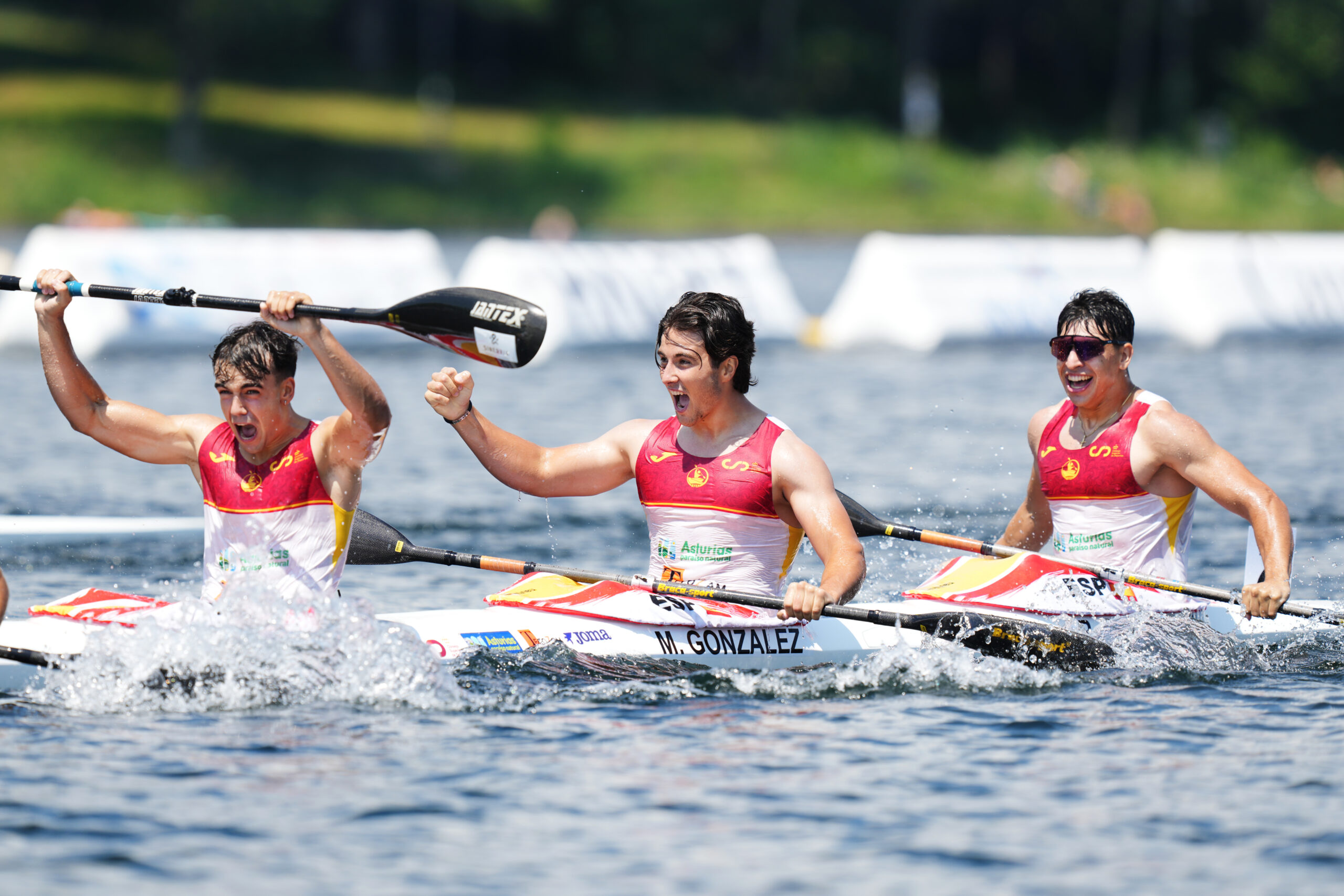 Cuatro medallas en la primera jornada clave en Halifax